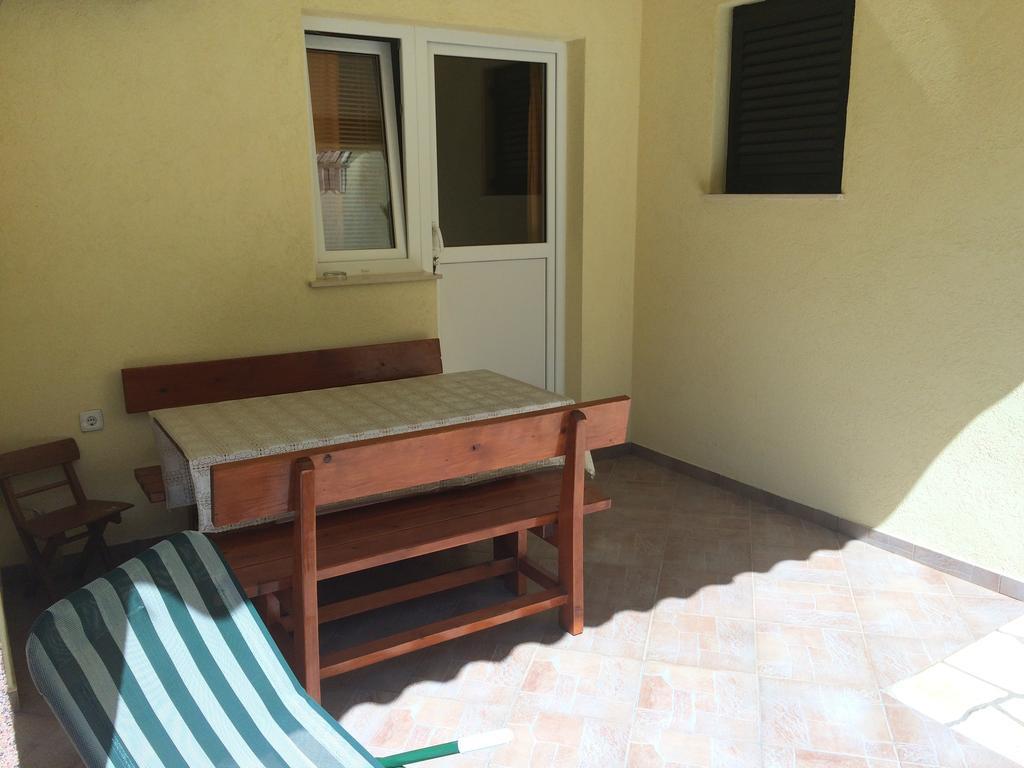 Apartment Kolundzic Novi Vinodolski Camera foto