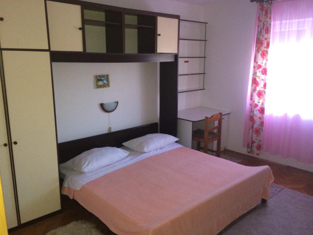 Apartment Kolundzic Novi Vinodolski Camera foto