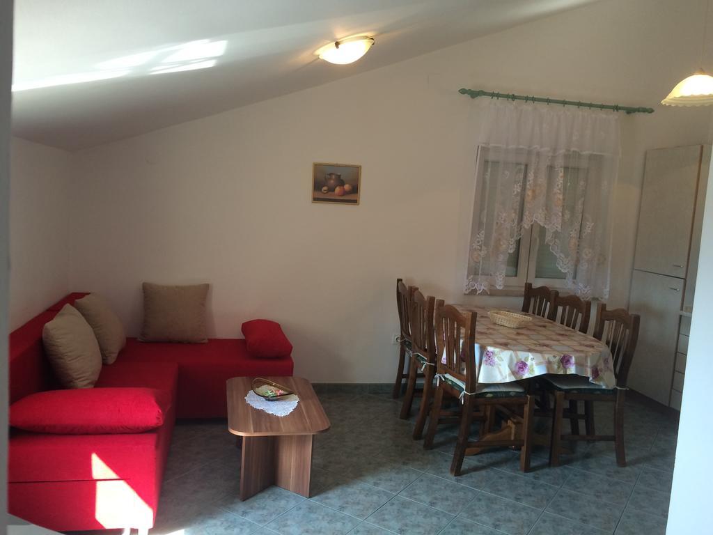 Apartment Kolundzic Novi Vinodolski Camera foto